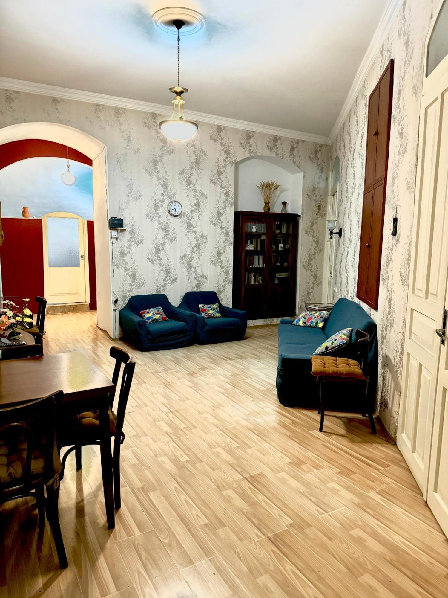 Authentic Old Tbilisi Apartment Buitenkant foto